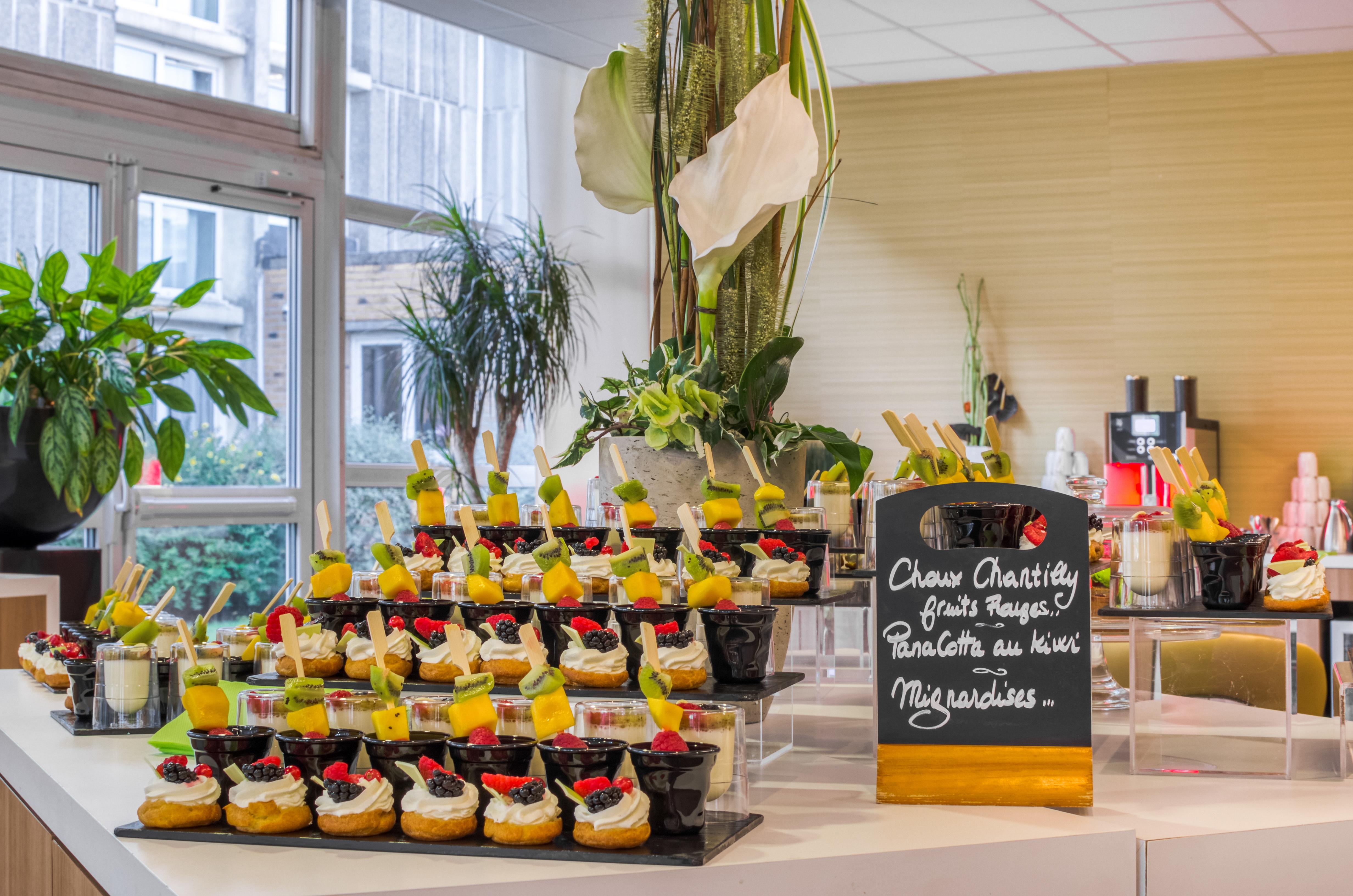 Hotel Mercure Lille Aeroport Bagian luar foto